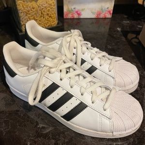Adidas Superstar size 7 black and white